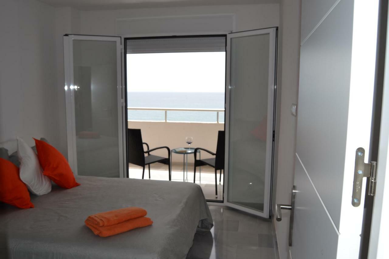 Beach Front Penthouse - פואנגירולה מראה חיצוני תמונה