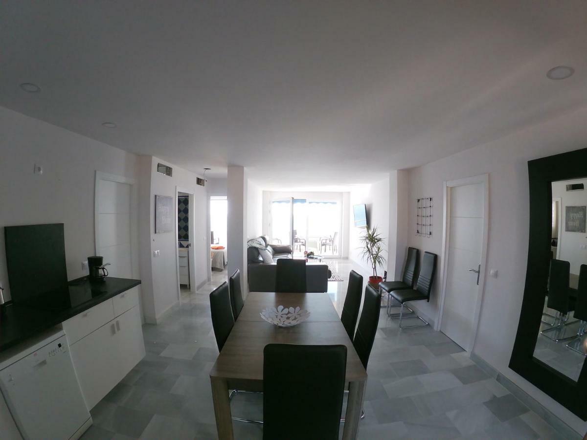 Beach Front Penthouse - פואנגירולה מראה חיצוני תמונה