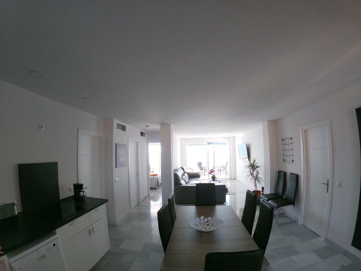 Beach Front Penthouse - פואנגירולה מראה חיצוני תמונה